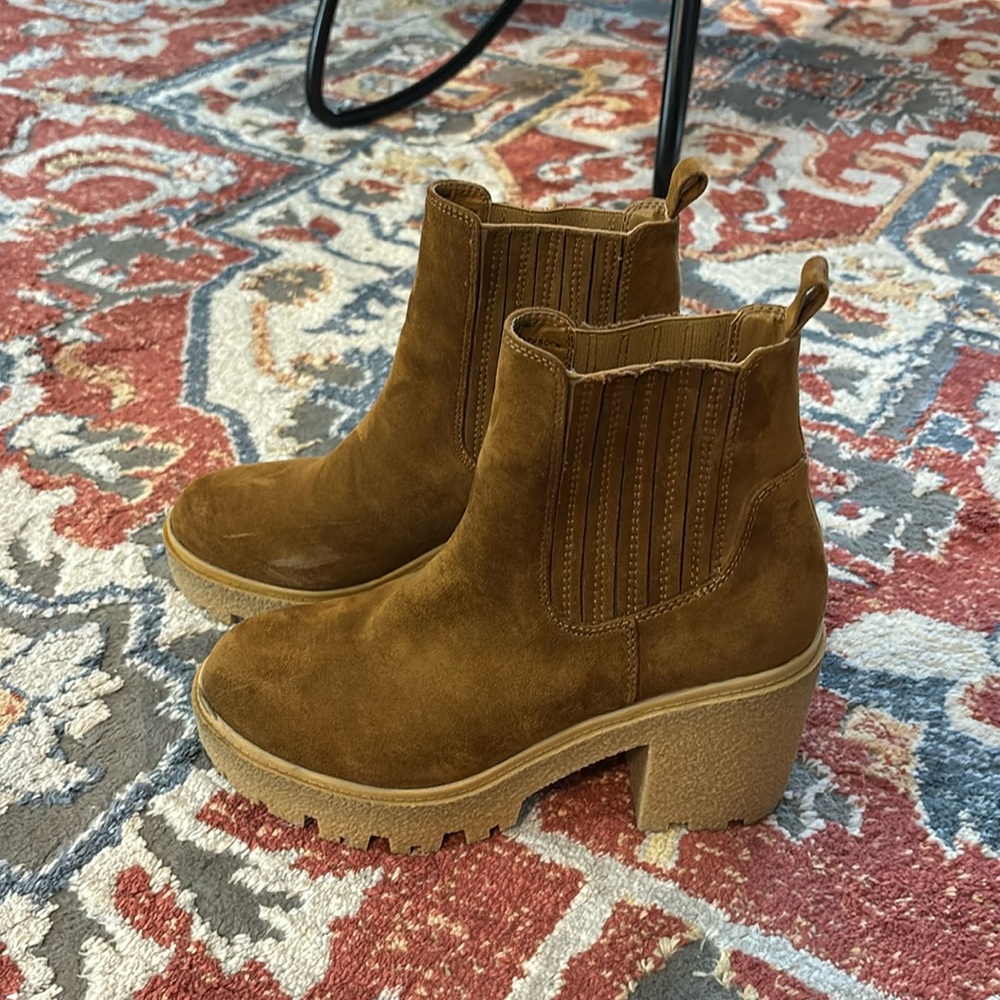 Steve Madden Platform Boots